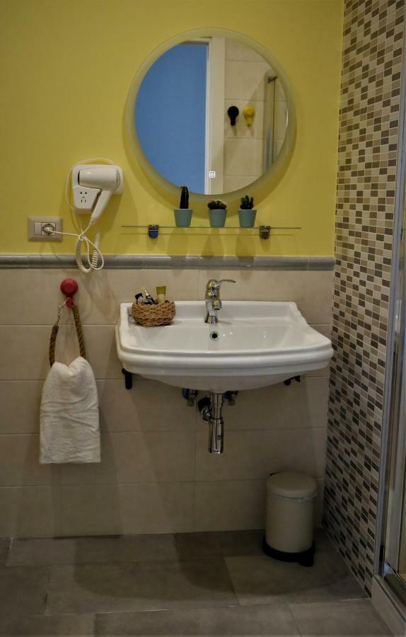 Beb Binario39 Bed and Breakfast Νάπολη Εξωτερικό φωτογραφία