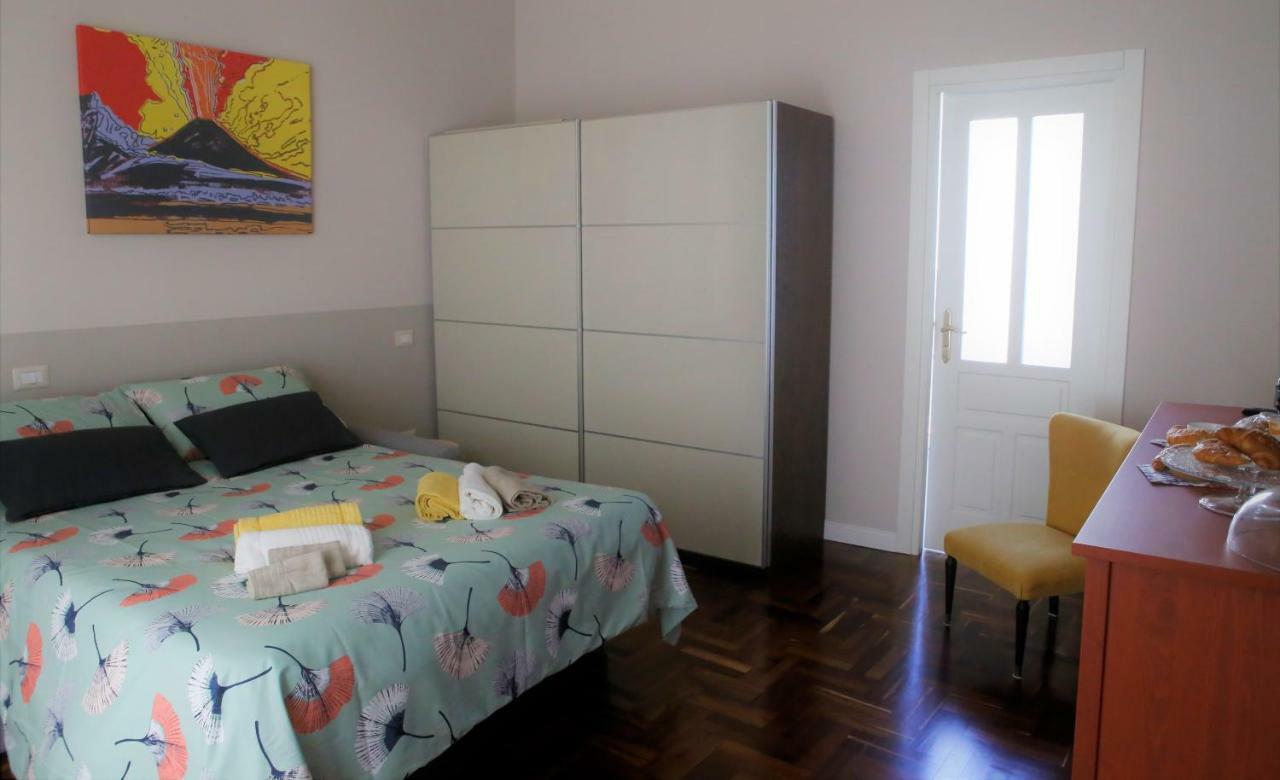 Beb Binario39 Bed and Breakfast Νάπολη Εξωτερικό φωτογραφία
